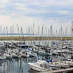 With Panoramic Marina Views Апартаменты Wendtorf