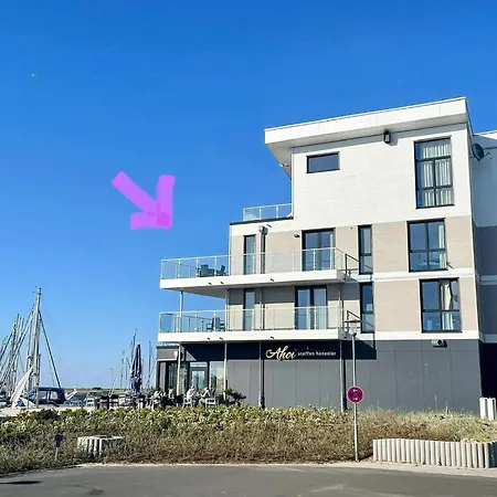 With Panoramic Marina Views 公寓 Wendtorf