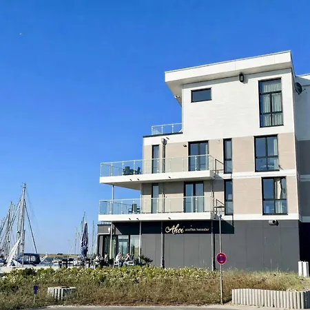 With Panoramic Marina Views Apartamento *