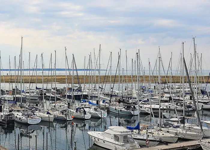 With Panoramic Marina Views 公寓 Wendtorf